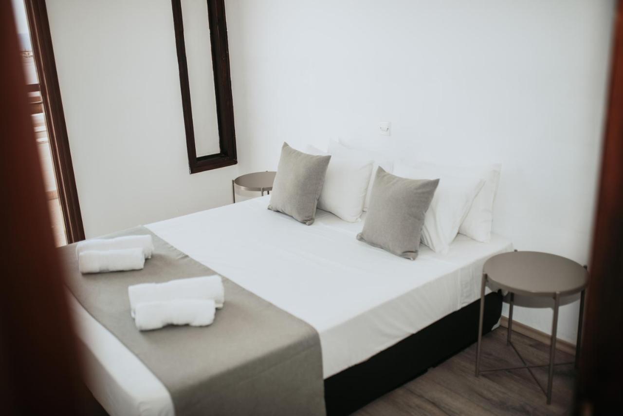 Ovis Hotel Apartments Ajia Napa Zewnętrze zdjęcie