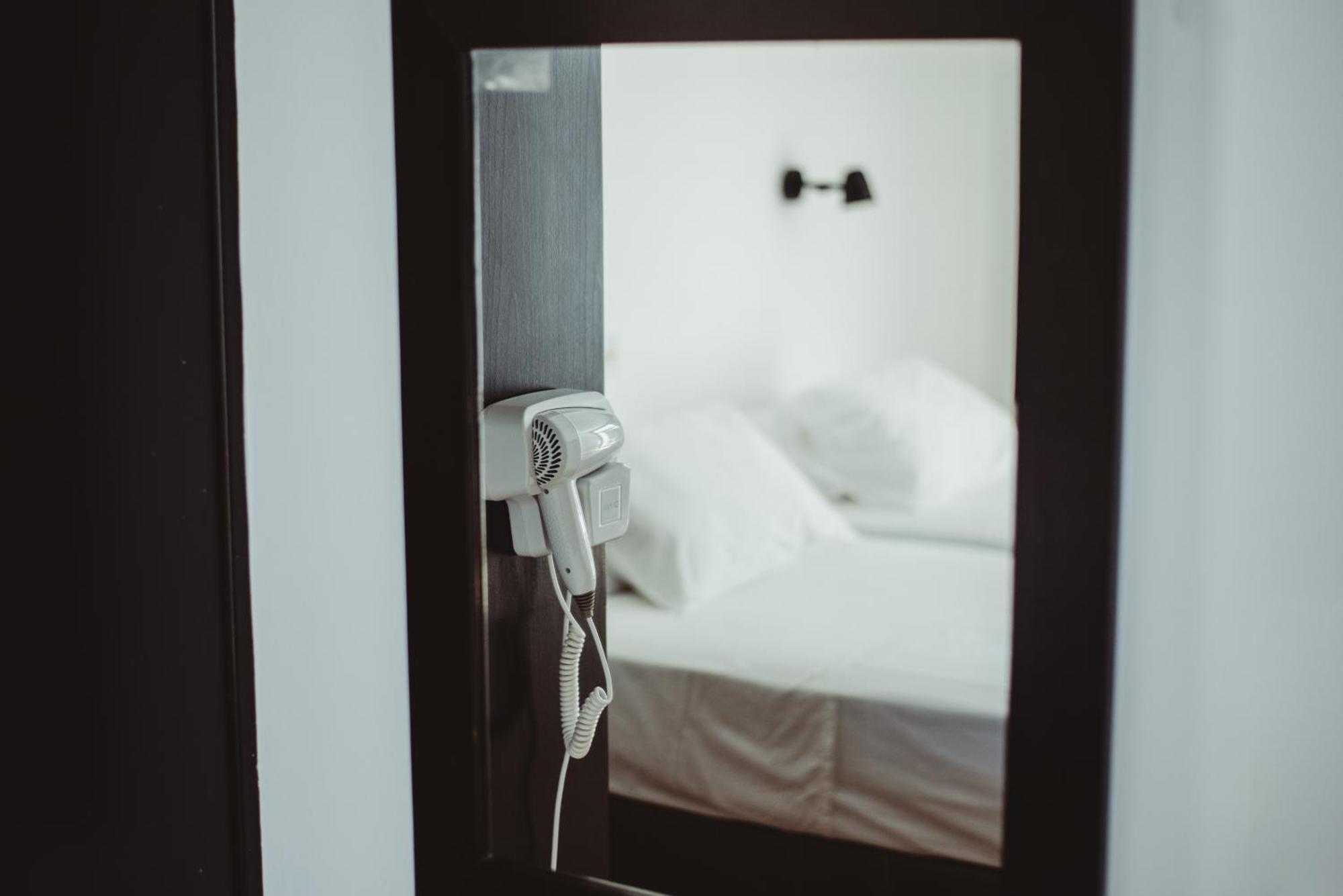 Ovis Hotel Apartments Ajia Napa Zewnętrze zdjęcie