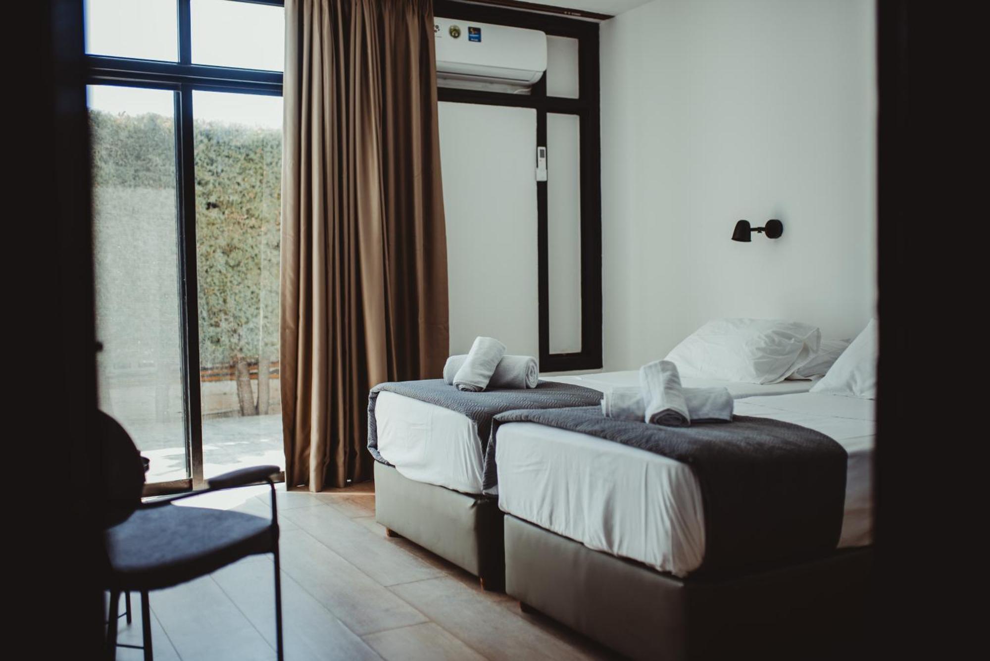 Ovis Hotel Apartments Ajia Napa Zewnętrze zdjęcie